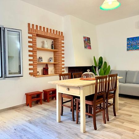 Dommos - Domosola Apartment オロゼーイ エクステリア 写真