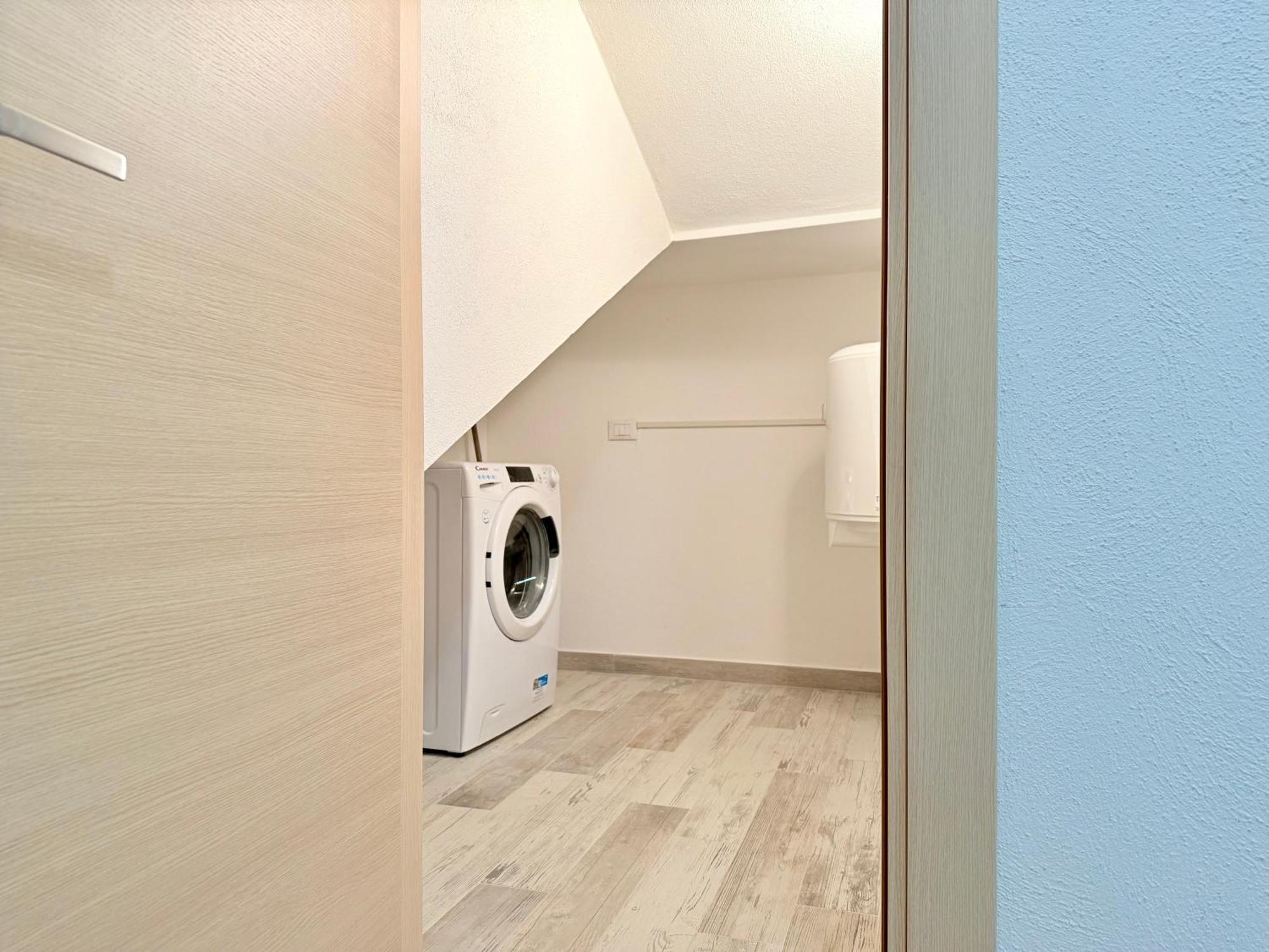 Dommos - Domosola Apartment オロゼーイ エクステリア 写真